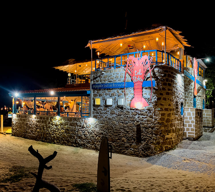 LobSTAR Enjoyable Seafood Restaurant | Romantic by Night