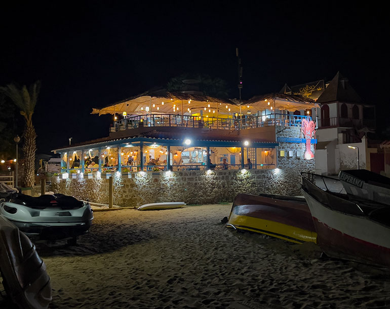 lobstar seafood restaurant santa maria sal location venue local by night