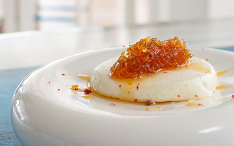 PalmBeach Tropical Restaurant | Romeu e Julieta | typical cape verdean dessert featuring a perfect blend of fresh goat cheese from Santo Antão and papaya jam